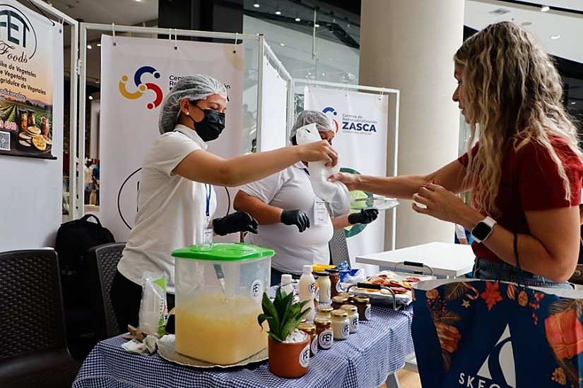 Emprendedores sucreños fortalecen sus negocios con el programa Zasca